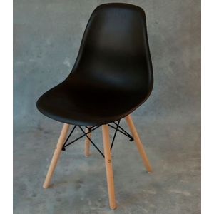 Silla Made Garden Life Se10001 Eames Pata Mad Negra